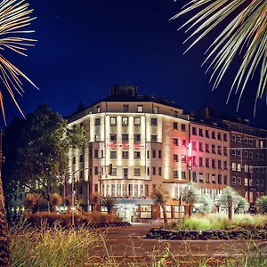 Mercure Center Hotel